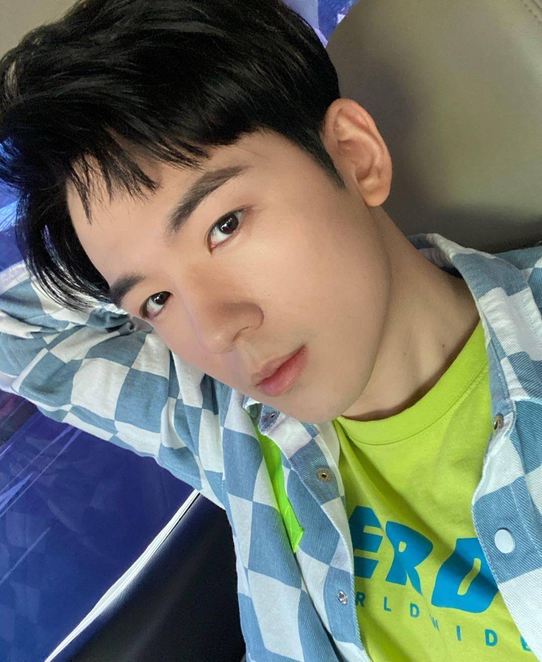 仝卓坑完自己，又坑爹，因学历造假，其父也被调查