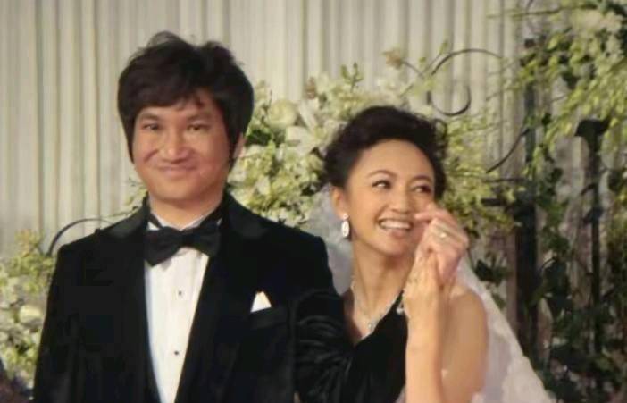 罗海琼:37岁嫁入豪门,42岁高龄生二胎,老公长得一