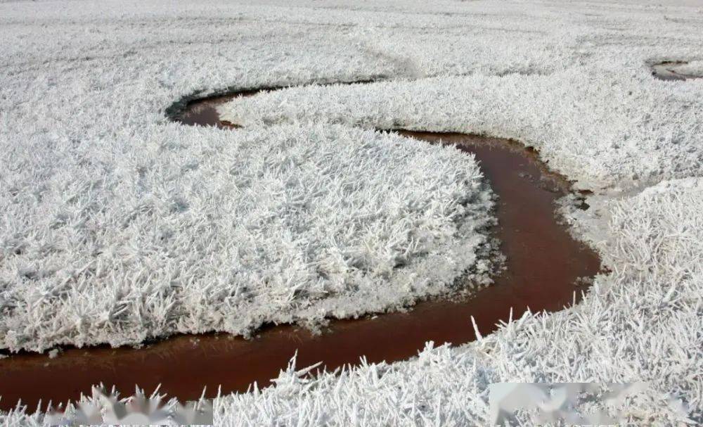 冰雪世界来了山西绵延几十公里的千年盐湖冬日里竟绽放出冰晶之花恒峰娱乐app(图3)