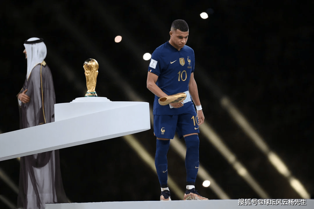 阿根廷击败法国夺得世界杯冠军，阿根廷夺冠三捧世界杯，世界杯四大奖项出炉