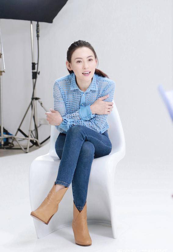 �Ű�֥���¹������գ�Ц������������Ů��Ϣ�����󸴳���ɫ ...