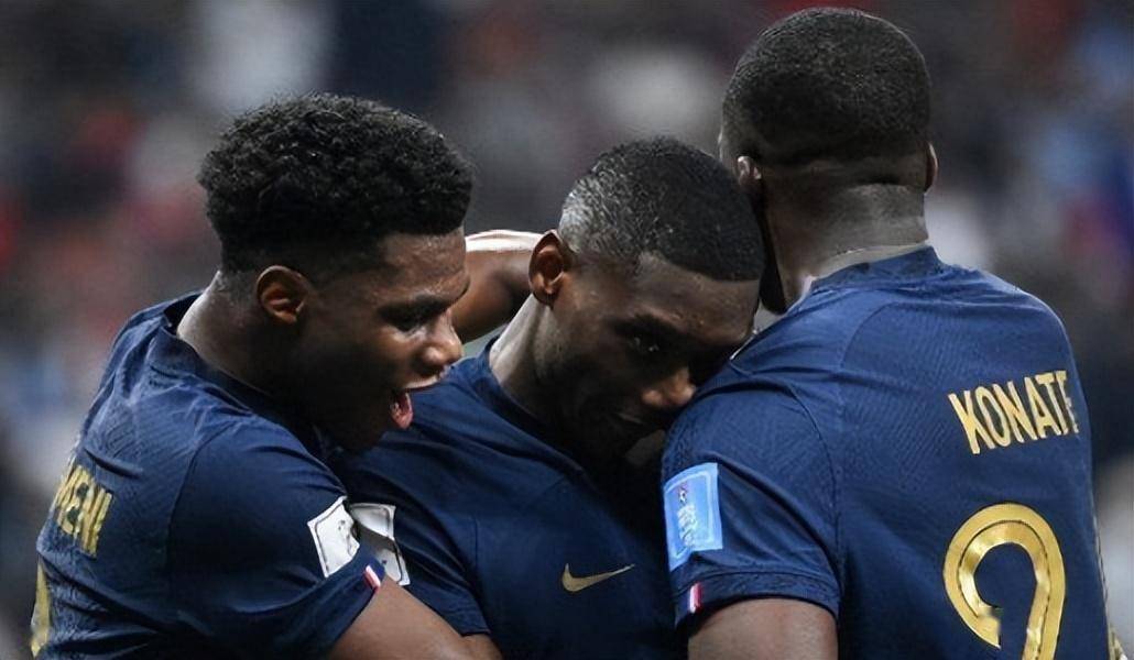 争议！多名法国黑人球员遭网暴，肯尼亚总统扎心，法国足协谴责