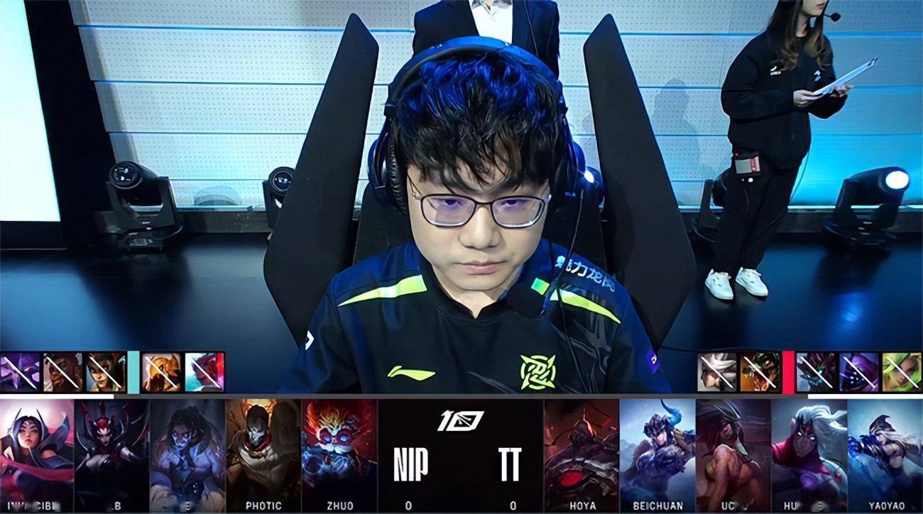 LOL-LPL：UCAL小炮无视高地塔怒砍四杀，TT清洁利落2-0战胜NIP！