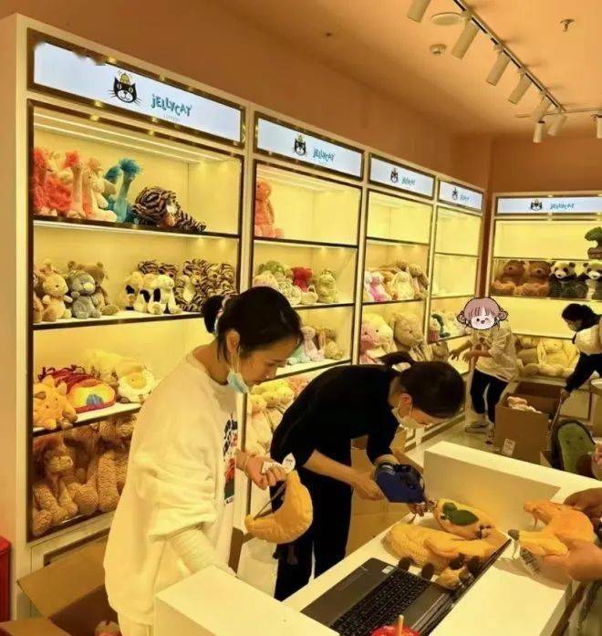 LOEVE��ջ����׵ꡢFENDIɽ���׵꣬��Ʒ�����ص�