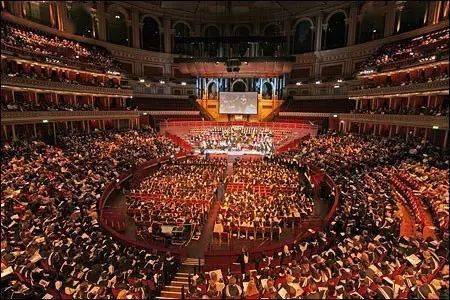 ���׶ظ�������������У���������