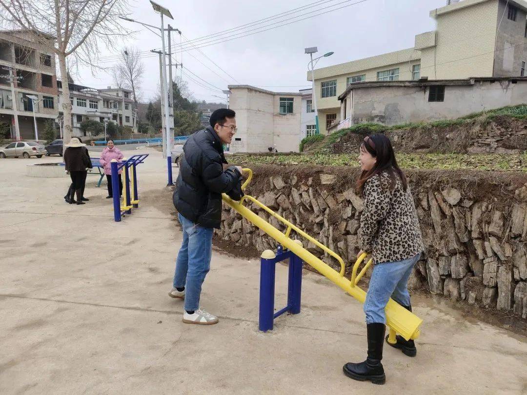 米乐 M6万山掀起全民健身热(图4)