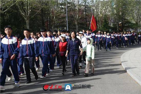 潍坊市奎文区圣卓尝试学校：远足课程，感触感染行走的力量