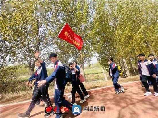 潍坊市奎文区圣卓尝试学校：远足课程，感触感染行走的力量