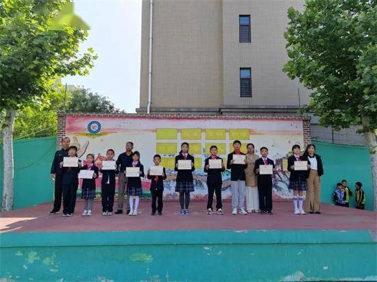 潍坊市奎文区幸福街小学：数独大赛聚精英，幸福学子传捷报