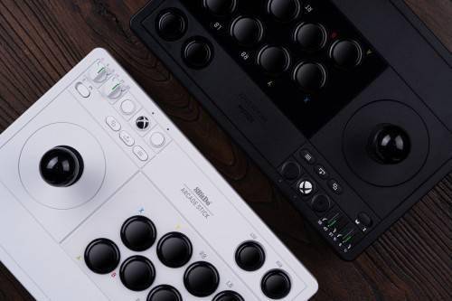 八位堂（8BitDo）新品发布：微软受权无线毗连 Xbox 主机的街机摇杆