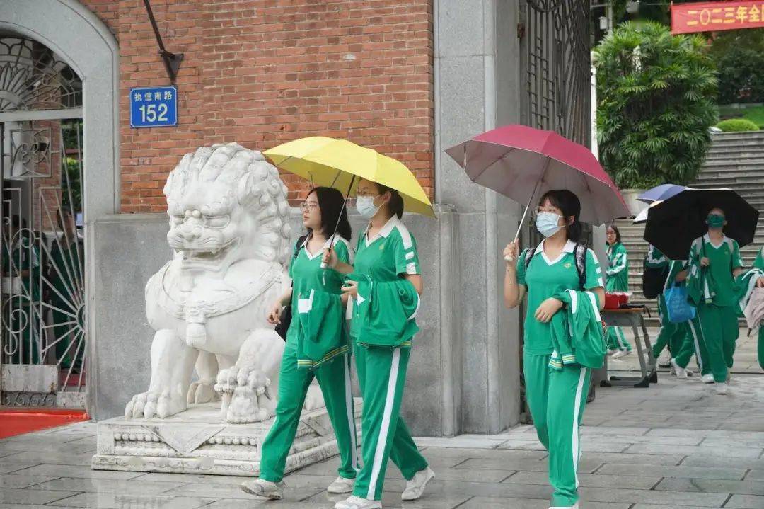 f3cd6cdfefb44dc9a7517a8162c3c367.jpeg ChatGPT父亲反驳马斯克:AI将如何影响人类生活