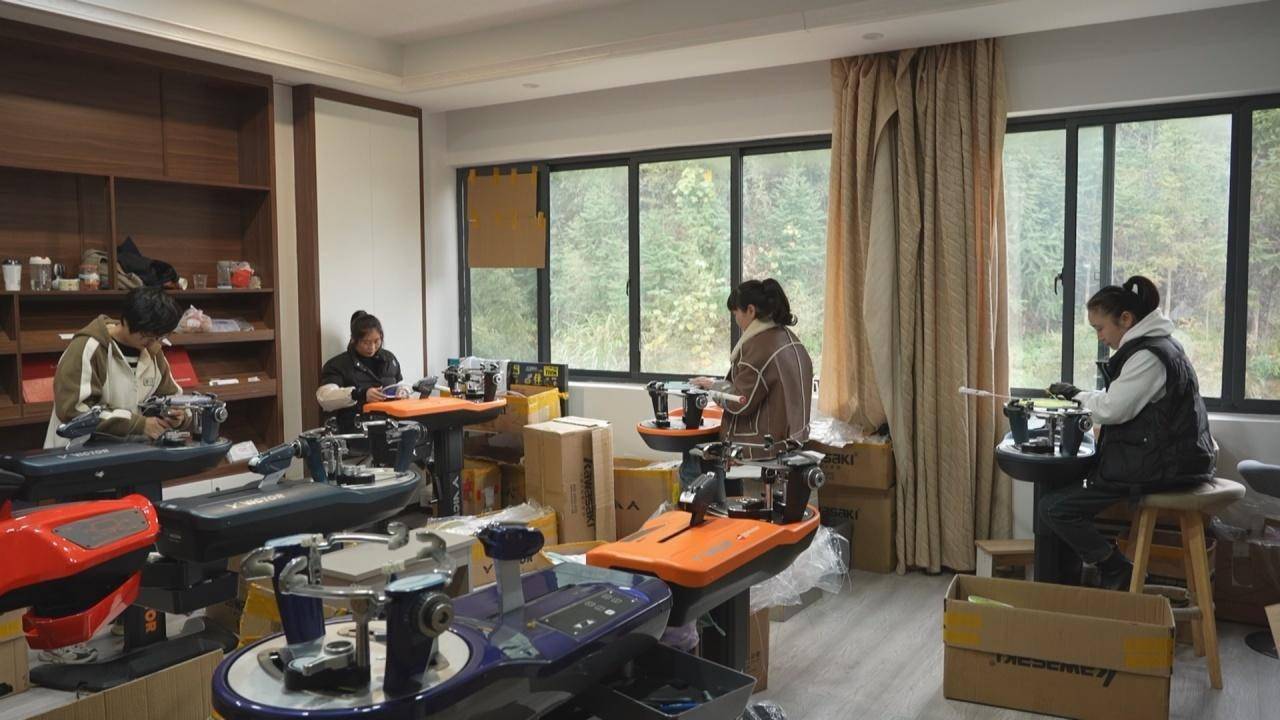 完美真人抢占电商产业新赛道 景宁着力打造数字经济新优势(图3) 完美真人抢占电商产业新赛道 景宁着力打造数字经济新优势(图3)