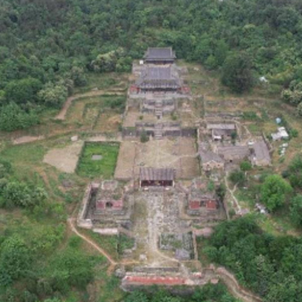 新华全媒+|武当山五龙宫遗址考古发现浮雕、水简等千余件文物_喻珮_亚东_世界:武当山,有重大考古发现!_湖北省_五龙宫_文物:武当山云海升腾 ...