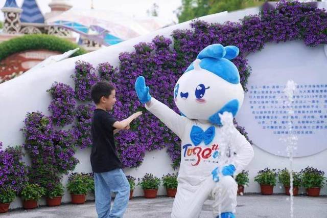 芳香世家遭投诉：合伙开店变卖货拉人 治病救命