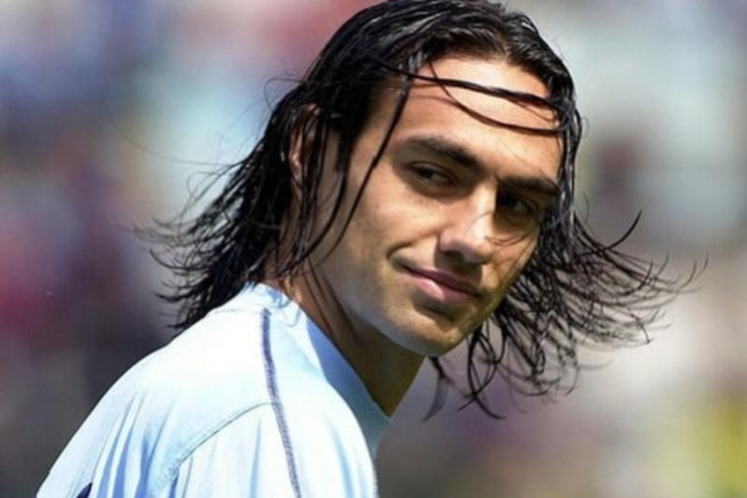 当亚平宁的微风吹过飘逸的长发,当地中海的湛蓝照进