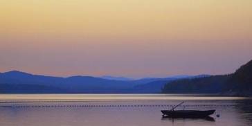 脑筋急转弯：把太阳分成两半，成了什么？聪明人一想就知道答案！