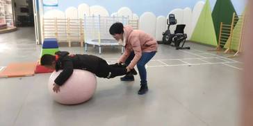 为特殊儿童制定“个人课表”