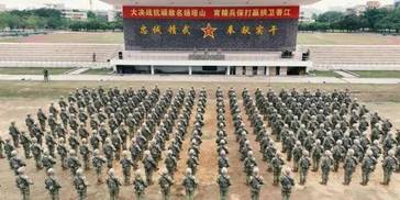 震撼！数百名驻港部队官兵出征