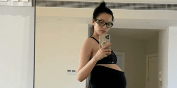 雎晓雯太狠了，挺着大肚子练瑜伽，弯腰幅度太大引热议