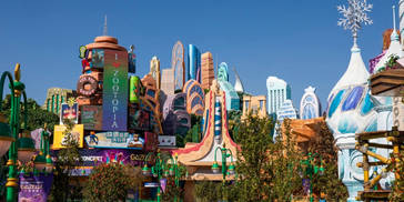 迪士尼为什么把全球首个“疯狂动物城”园区落在上海？高管说，对未来有信心