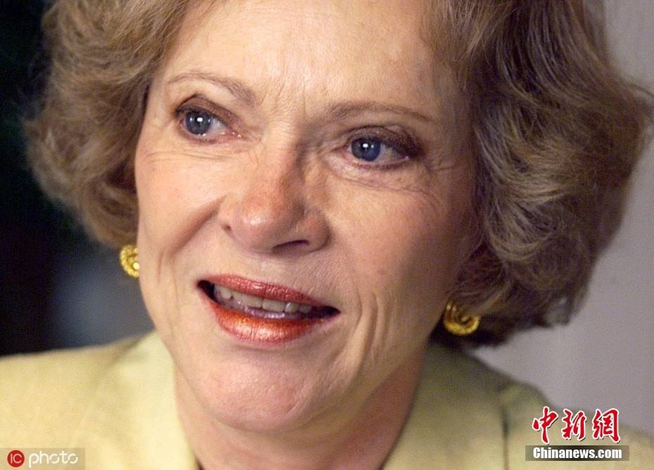 美国前第一夫人罗莎琳·卡特去世 享年96岁-搜狐大视野-搜狐新闻