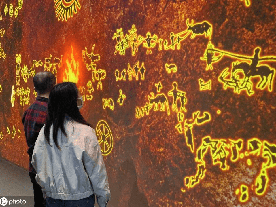 苏州湾数字艺术馆 用数字化技术为观众体验赋能-搜狐大视野-搜狐新闻