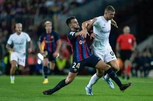 莱万双响救主 巴萨3-3国米保留晋级希望