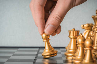 爆火短剧幕后操盘手：我是怎样批量制造爆款的