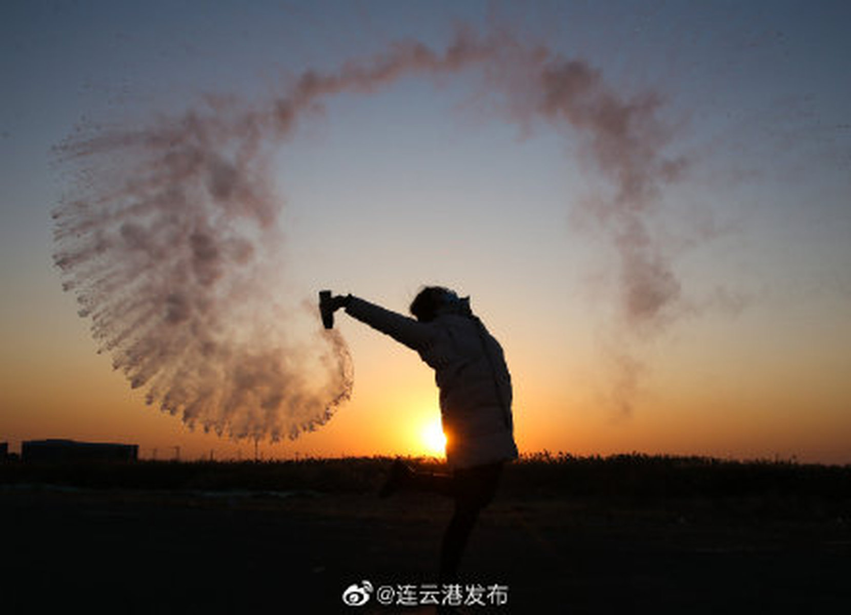 洒水成冰大比拼！你洒了吗？