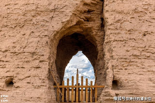 《龙岭迷窟》中的黑水城真实存在 但宝贝都被俄国摸金校尉盗掘了_哈拉