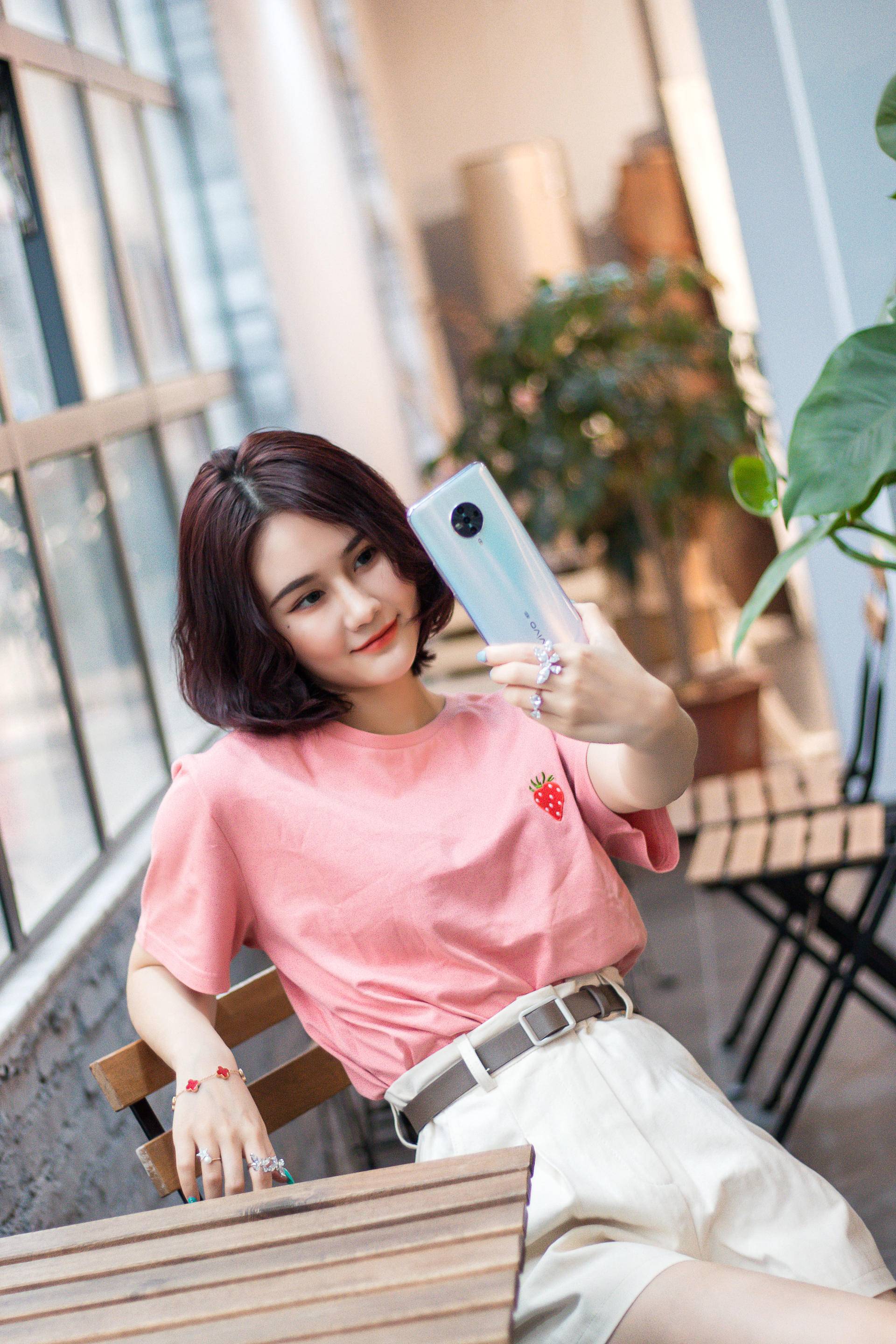 看完vivo s6自拍样张后有个疑问,它是想让人人都变小仙女吗?