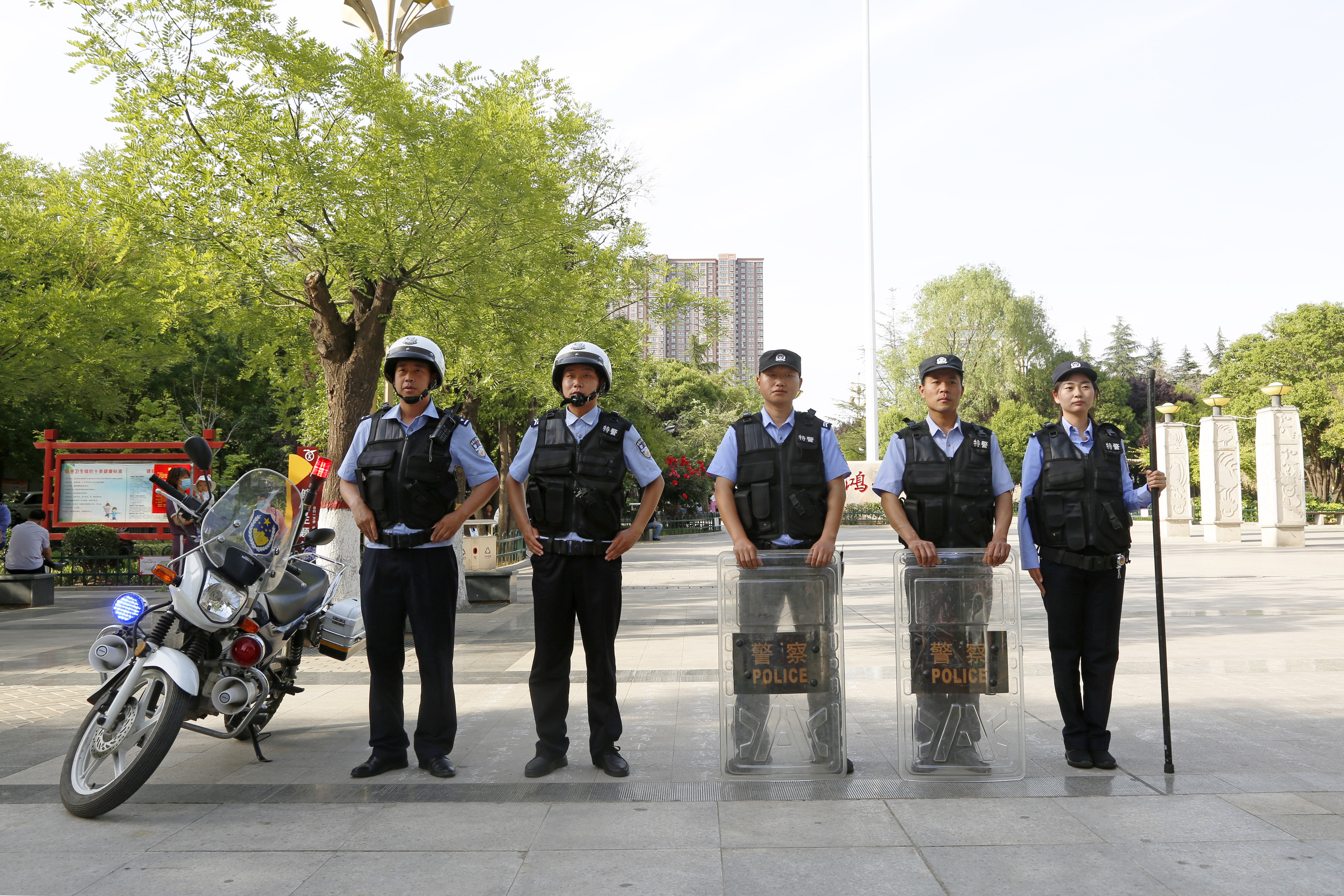 巡警制服图片