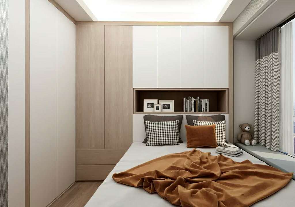 主卧的设计以简洁为主,墙面采用了淡淡的木色,配以木色的移门衣柜