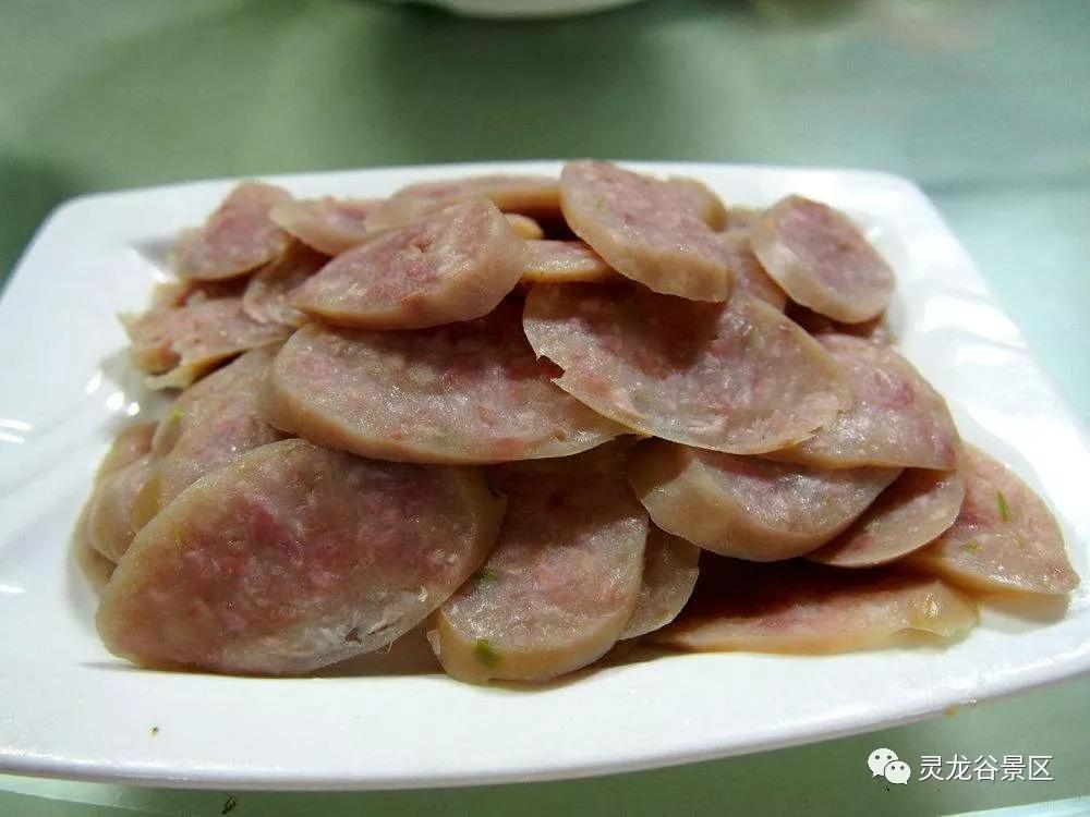 大溪烟肠具有独特清香的味道,为"大溪美食三宝"之一.