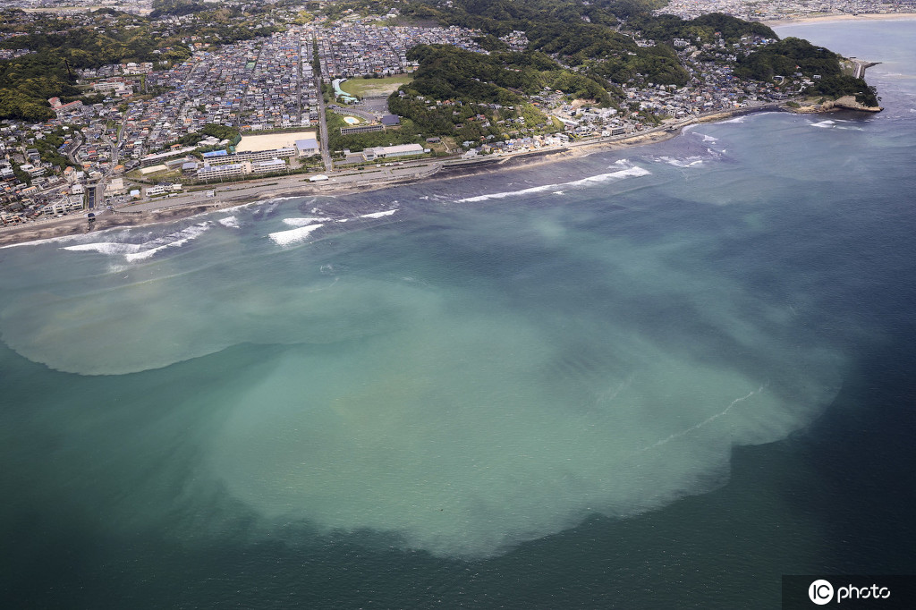 日本相模湾白潮海水呈乳白色蔚为壮观