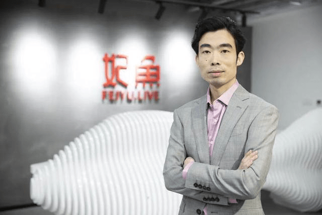 疫情倒逼奢侈品求涨为生二手奢侈品直播却炙手可热