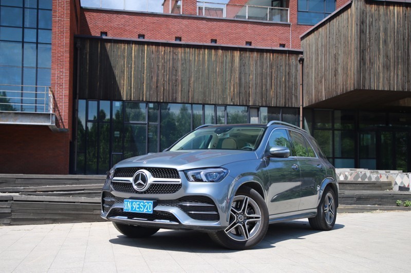 献给那些准车主们02试驾奔驰gle450