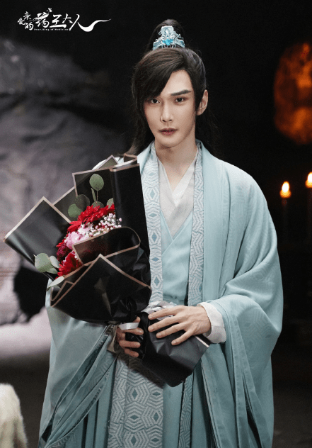 原创亲爱的药王大人即将来袭彦希高冷帅气女主造型又甜又灵