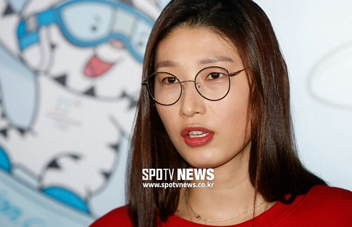32岁女排老将金软景,致力返回韩国联赛,最高年薪378万!_意愿