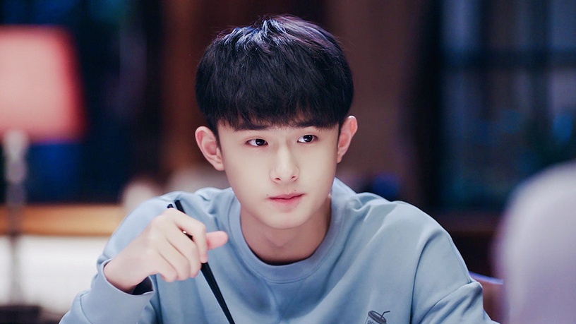 王一鸣和易大千一样先后出现在《幸福,触手可及》和《三生三世枕上书