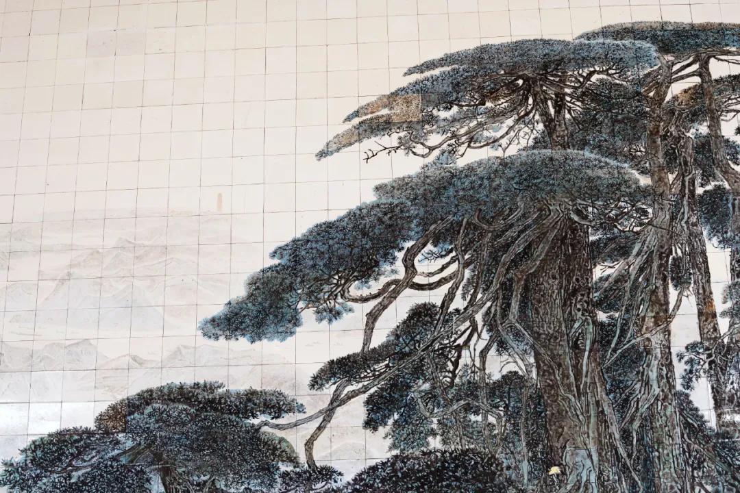 瓷行天下:火车站里的陶瓷壁画