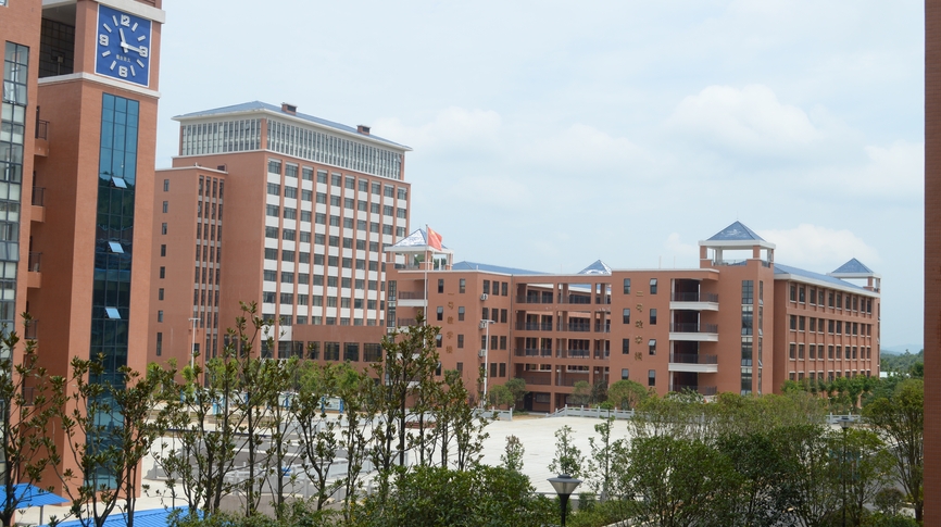 桂阳县职业技术教育学校简介