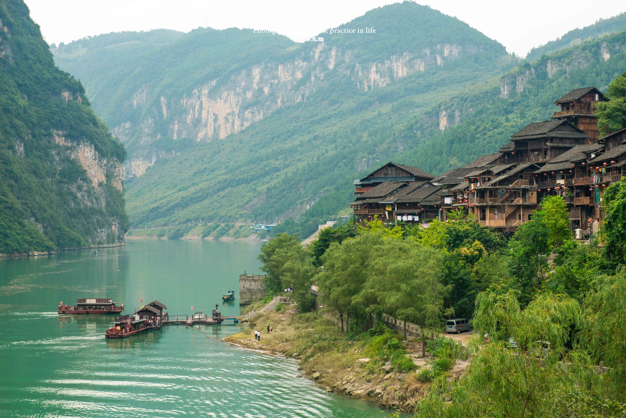 原创重庆酉阳旅游资源丰富有龚滩古镇桃花源景色秀丽让人流连忘返