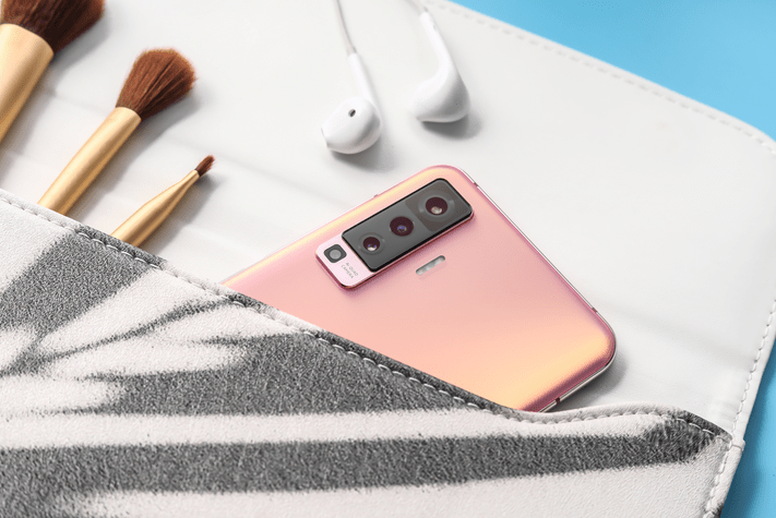 vivox50浅醺图赏雅致外观只是开胃小菜影像系统才是重头戏