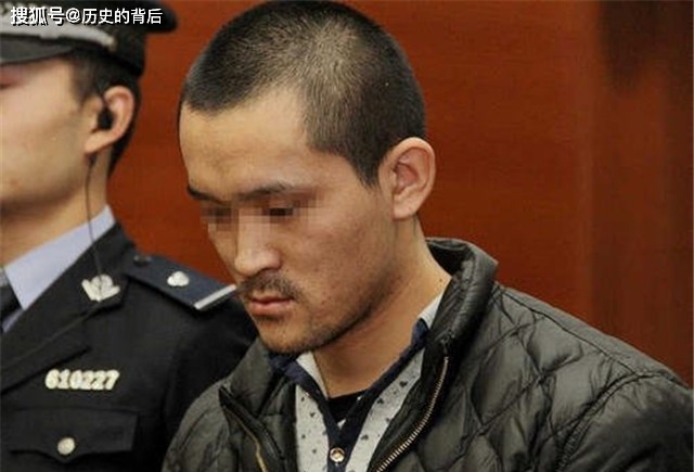 在于一名女子发生关系后,华瑞茁不知怎么就再次想到了自己的初恋女友