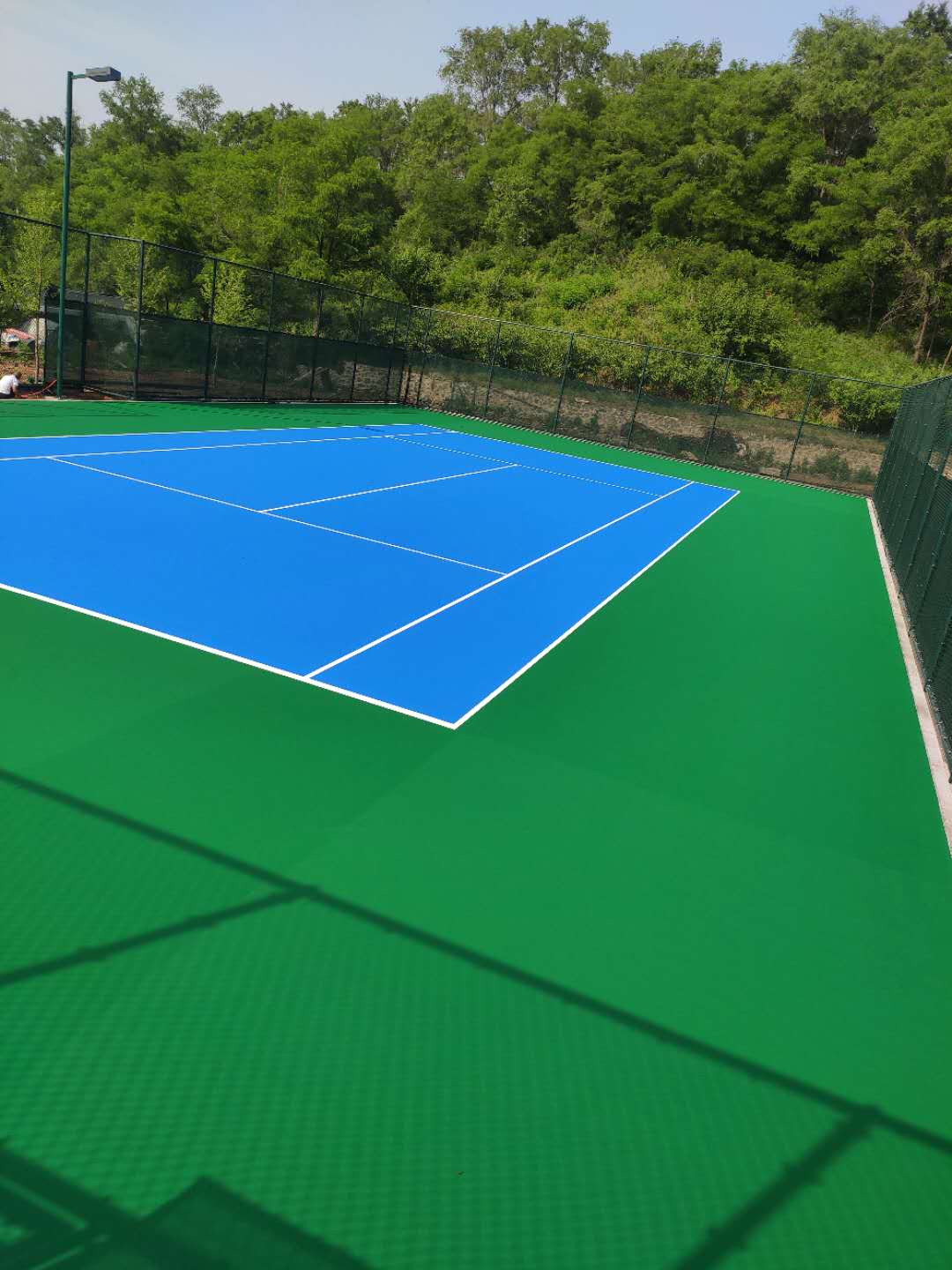 辽宁本溪硬地丙烯酸网球场完工效果