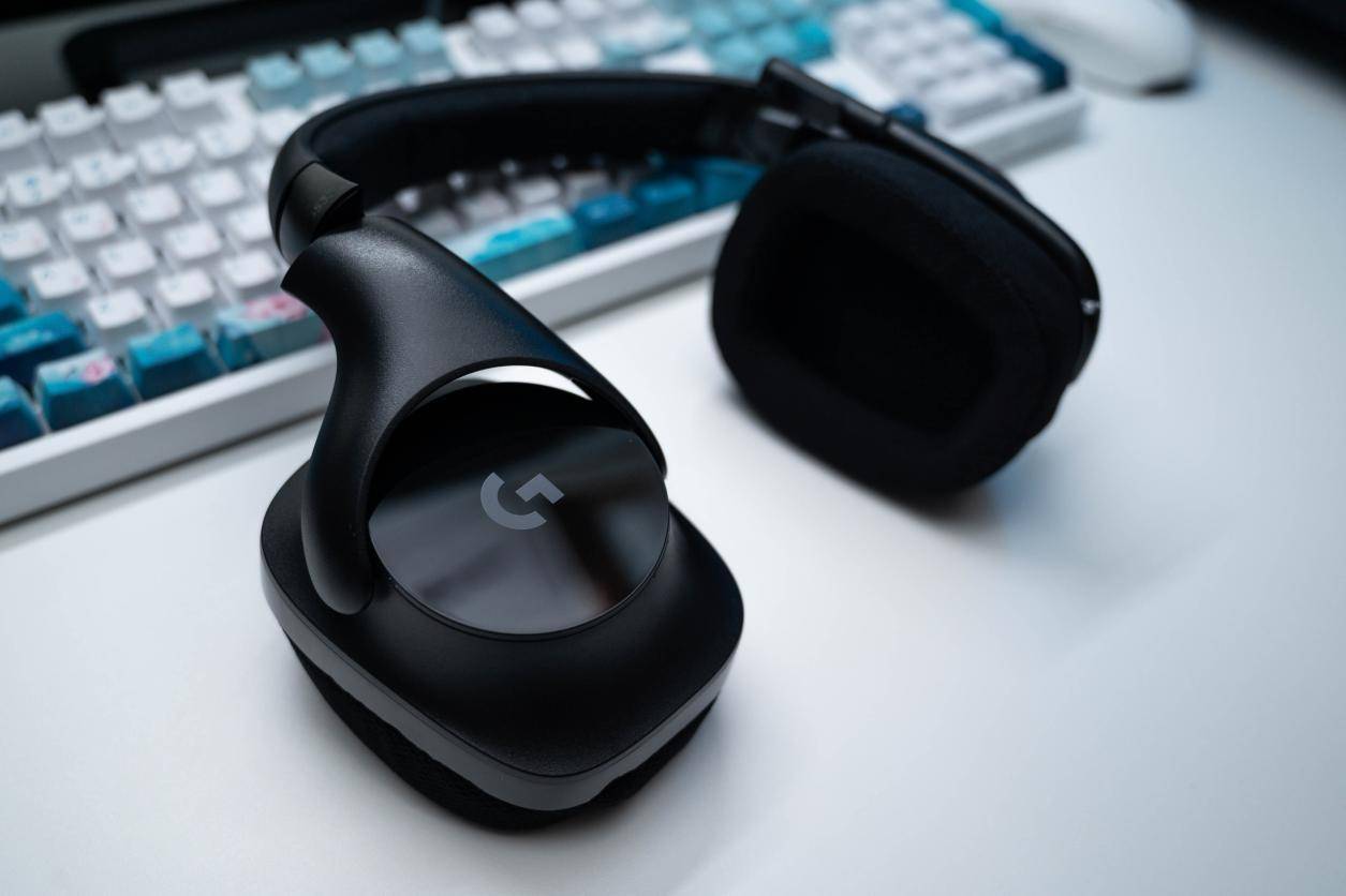 简约外观无延迟游戏耳机,罗技g533让游戏彻底无线化