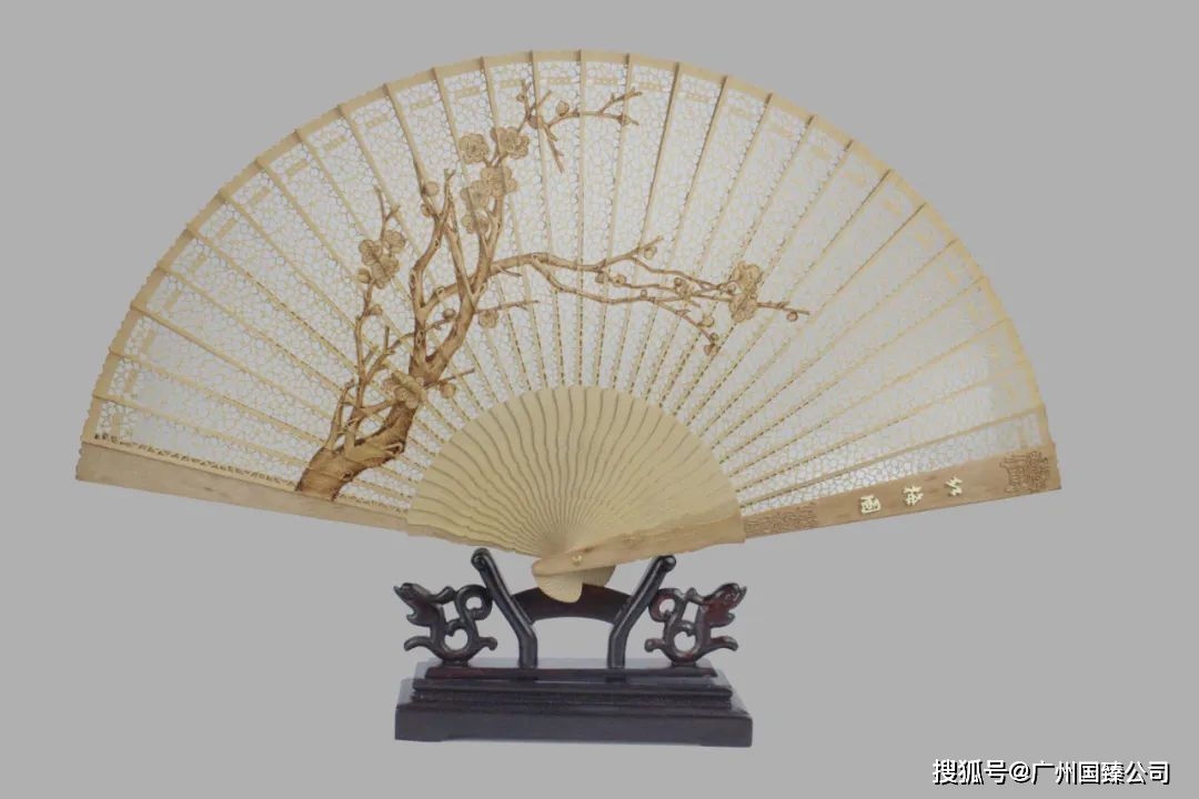 广州国臻 | 檀香扇