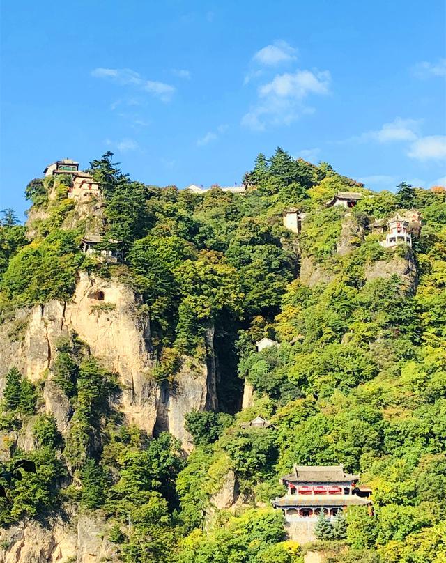 是中国最美的10座宗教名山之