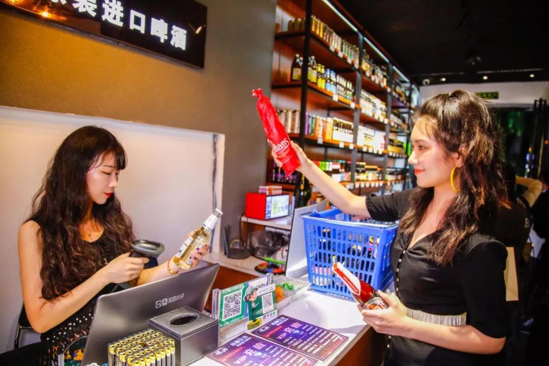 精酿啤酒79元起曹魏古城这家超低价啤酒超市放肆畅饮不心疼